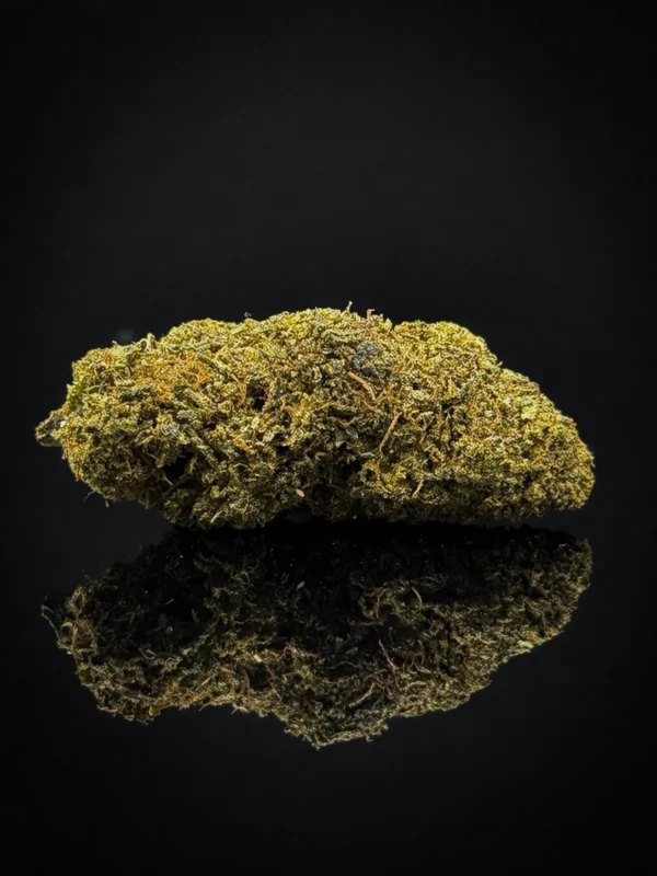 fleurs cbc premium strong puissant critical + made in swiss livraison express rapide et pas cher cbd