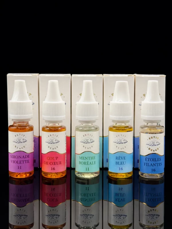 gamme e-liquide Petit Nuage 10ml plusieurs saveurs fruitées mentholées et gourmandes photo groupée