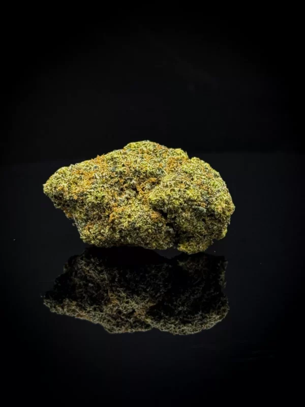 Fleur CBC Trump OG indoor 25% — tête résineuse aux trichomes ambrés, Nature Lab