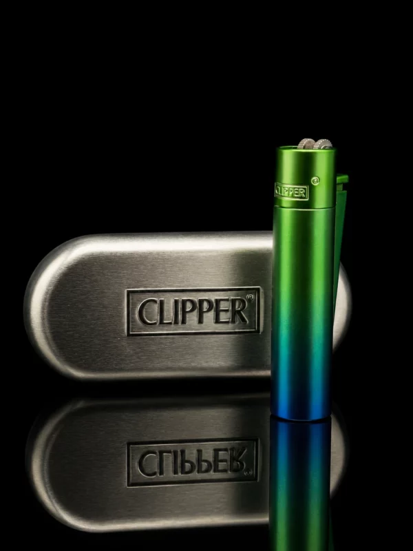 Briquet Clipper métal collection Peacock rechargeable