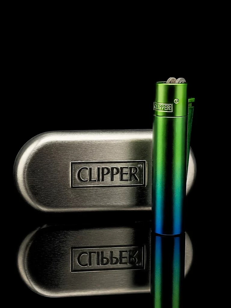 Briquet Clipper Métal - Peacock