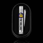 Briquet Clipper métal The Bulldog dans sa boîte cadeau métallique ouverte