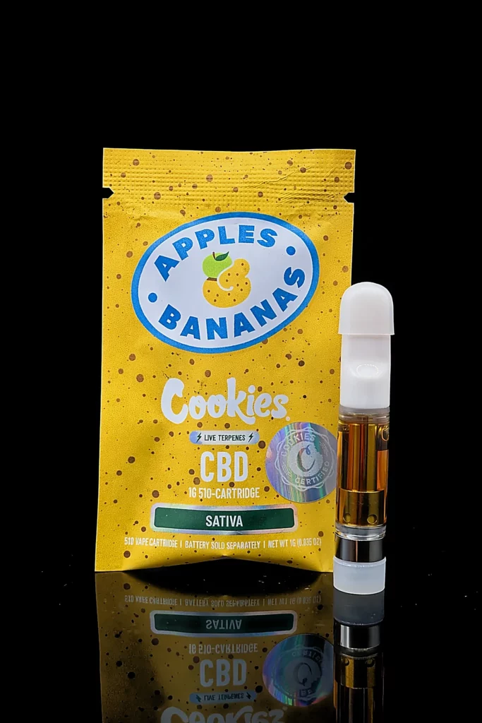 Cartouche Vape Pen Cookies Apples & Bananas CBD - fond noir studio, boutique Nature Lab