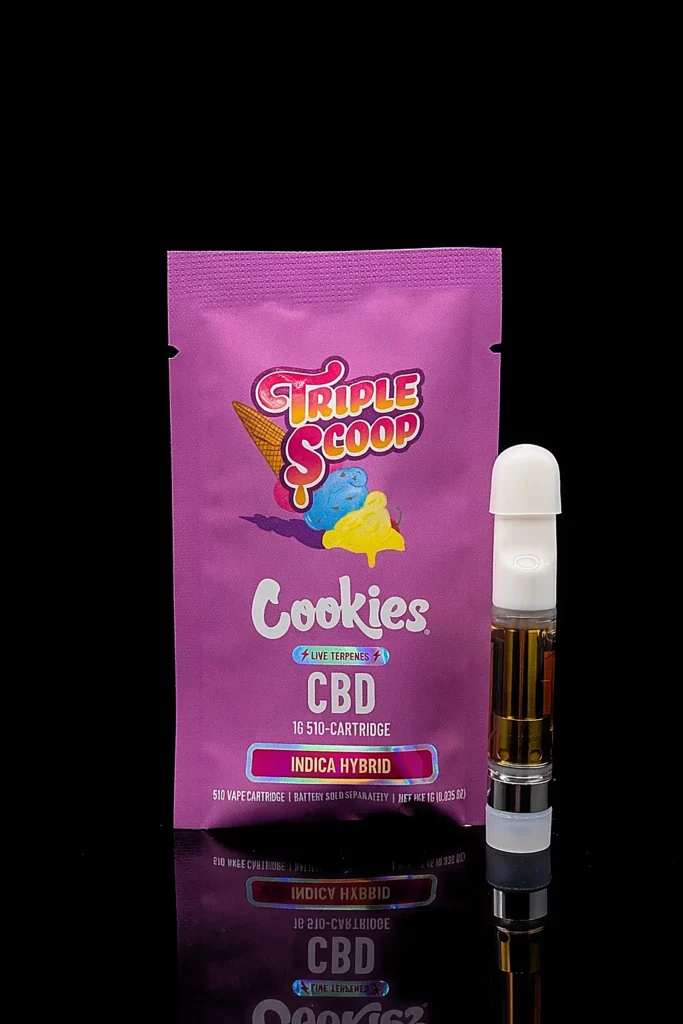 Cartouche Vape Pen Cookies Triple Scoop CBD - fond noir studio, boutique Nature Lab