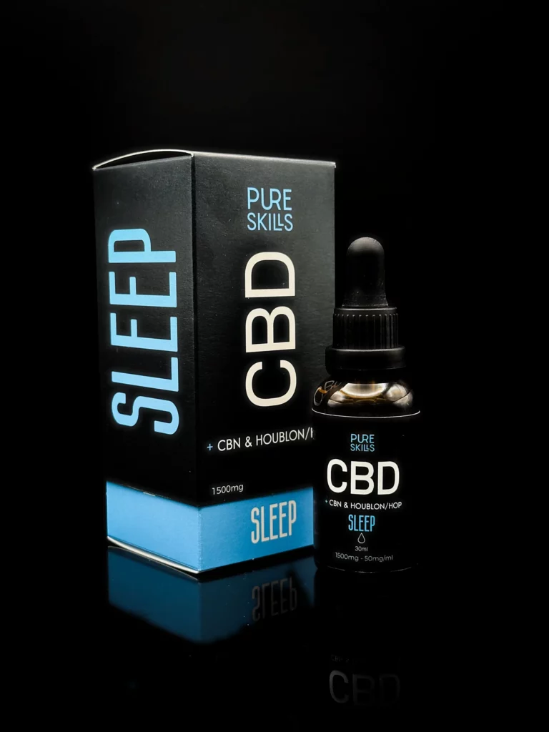 Huile CBD Pure Skills Sleep - fond noir studio, boutique Nature Lab