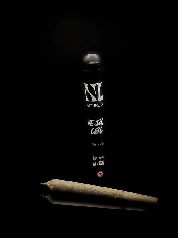Pre Roll CBC - fond noir studio, boutique Nature Lab