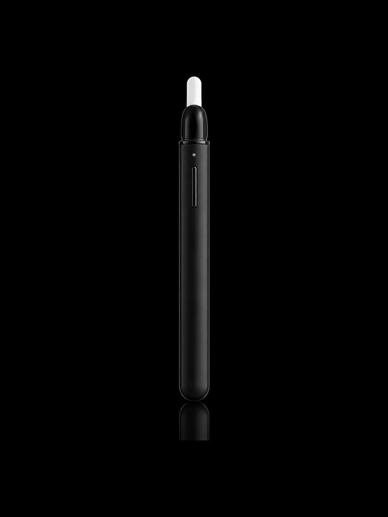 Puffco Hot Knife V2 coloris Onyx avec pointe céramique - fond noir studio, boutique Nature Lab