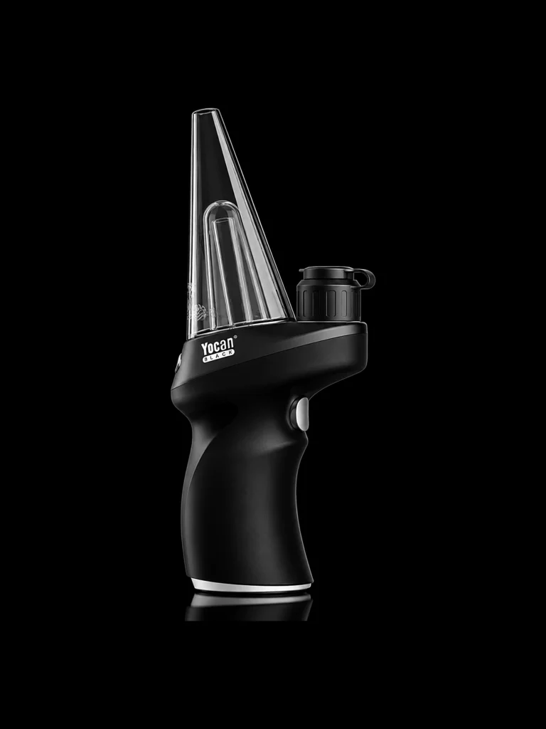 E-rig Yocan Black Phaser Max 2 noir avec bulleur en verre conique - fond noir studio, boutique Nature Lab