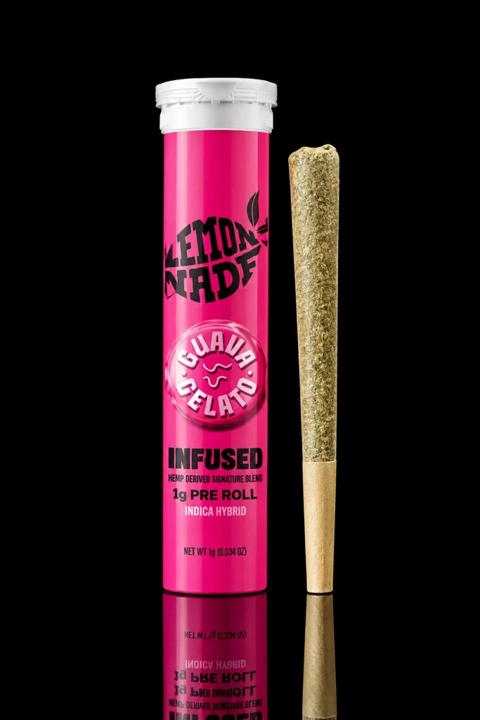 Pre Roll Lemonnade Guava Gelato : tube rose scellé et cône 1 g infusé, sur fond noir